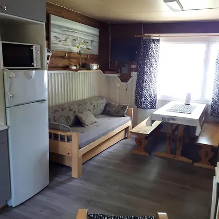 Paeaesky Schwalbe-cabin By Crater