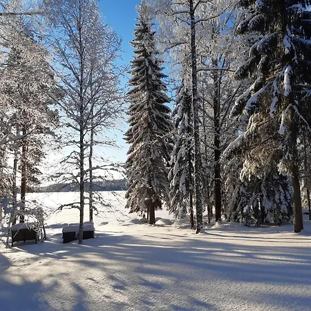 Paeaesky Schwalbe-cabin By Crater Varpaisjarvi